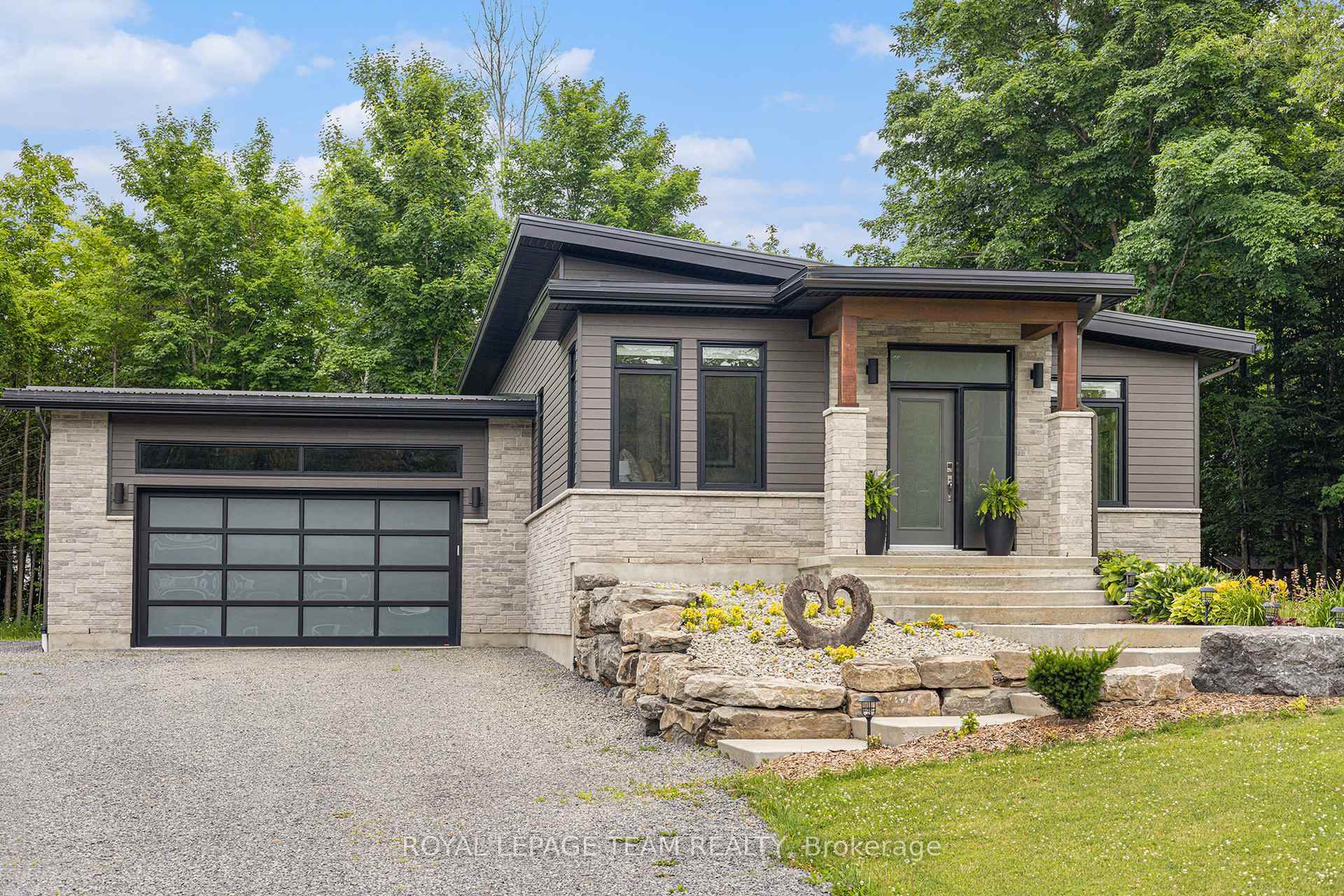 101 Brookberry Crescent  North Grenville ON K0G 1J0 photo