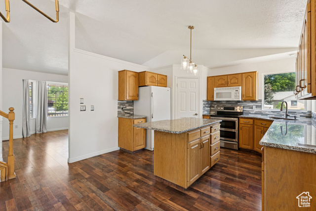 Property Photo:  2198 N 1600 E  UT 84040 