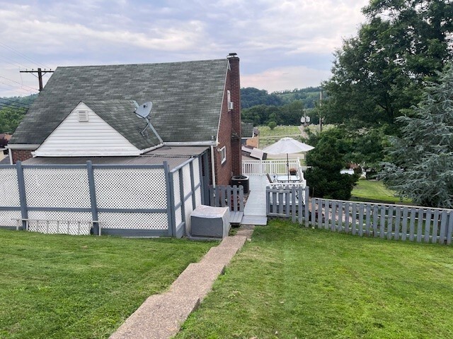 Property Photo: 1305 Toman Avenue PA 15625