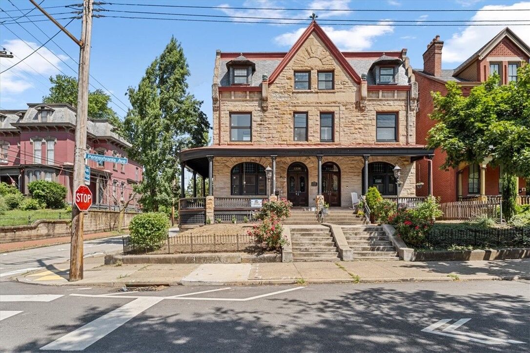 Property Photo: 1336 Pennsylvania Ave PA 15233