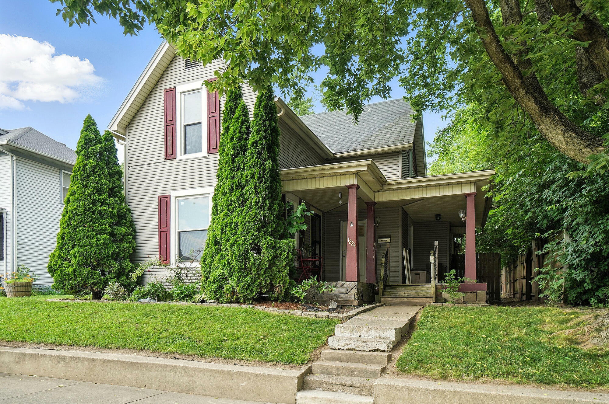 Property Photo: 1224 W Mulberry Street OH 45506