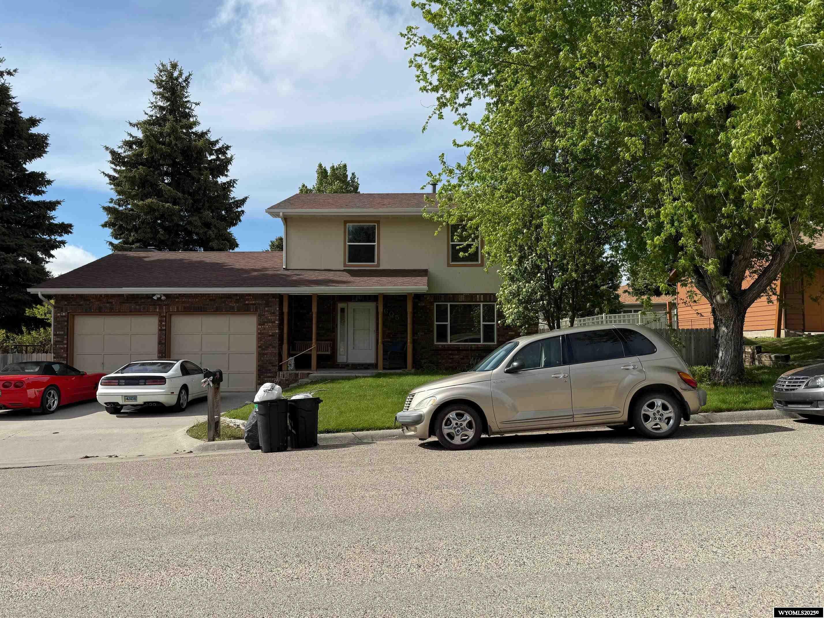Property Photo:  605 Apache Drive  WY 82834 