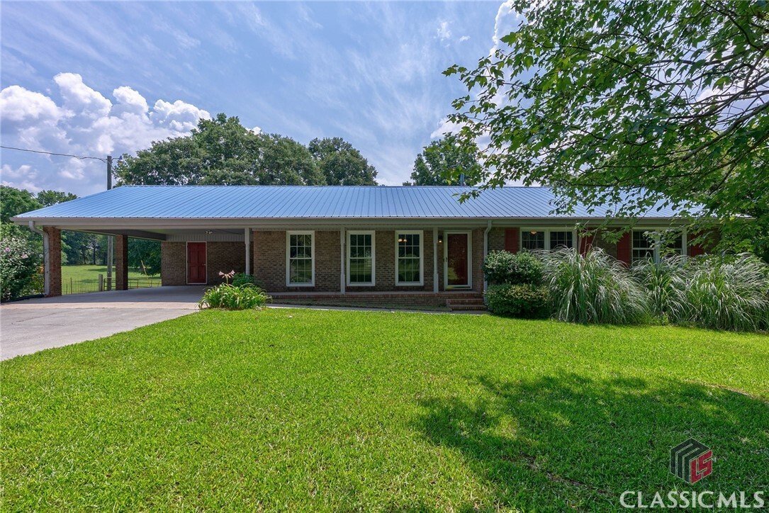 Property Photo: 1131 Treadwell Bridge Road GA 30666