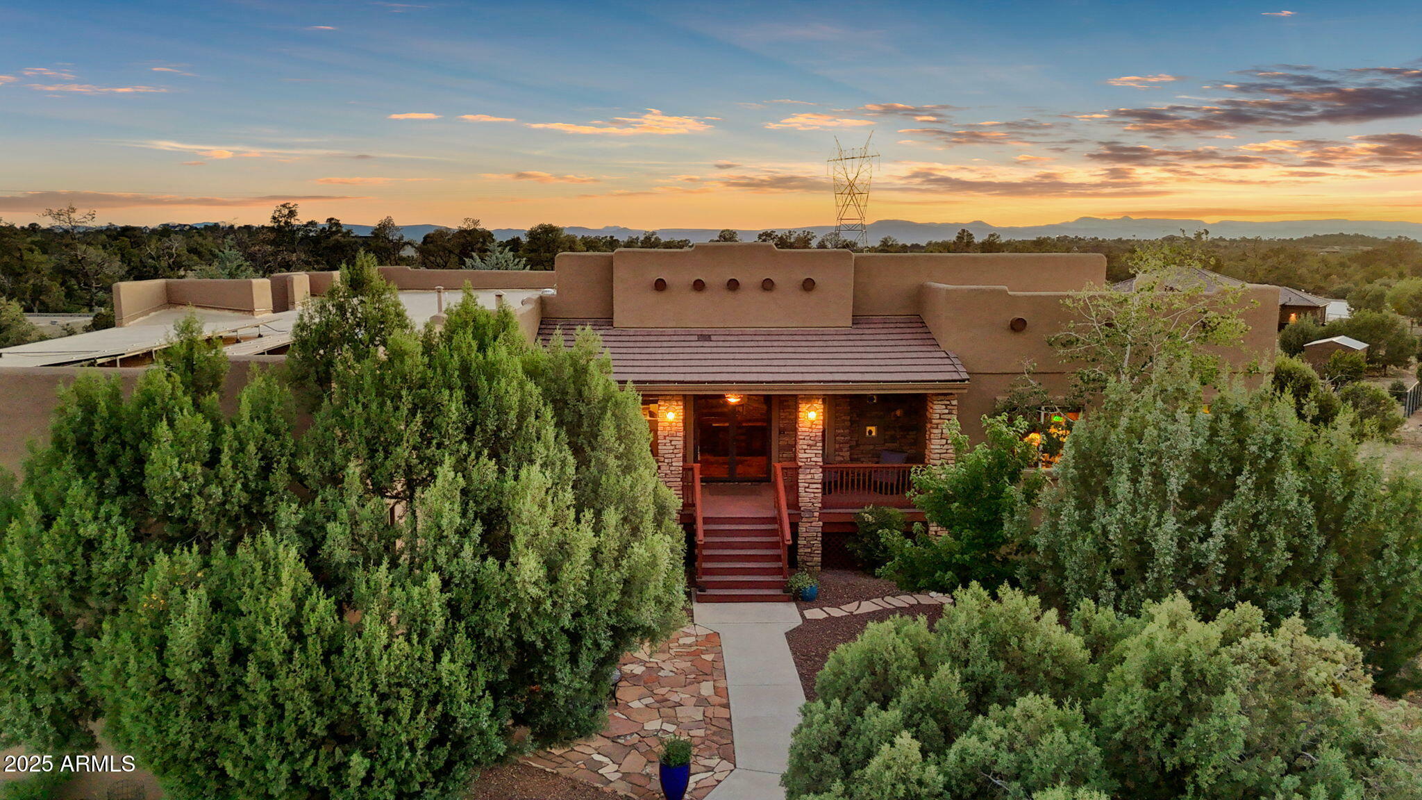Property Photo: 5595 W Deer Spring Place AZ 86305