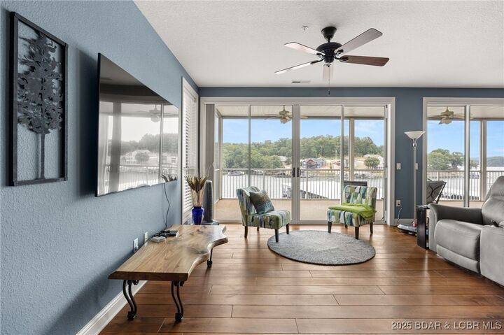 Property Photo: 68 Summer Place Court 1A MO 65020