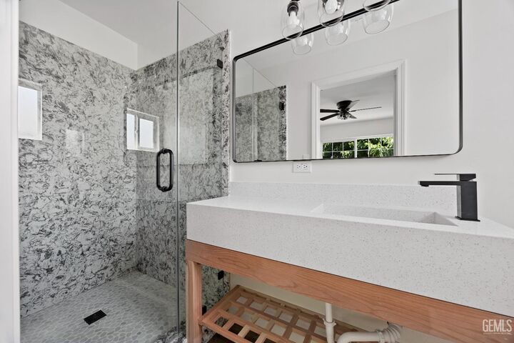 Property Photo:  2521 Pacheco Road  CA 93305 