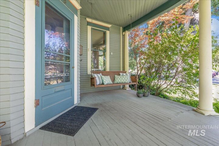 Property Photo:  1403 N 15th St.  ID 83702 