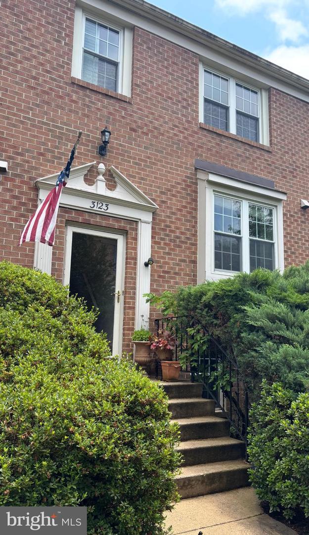 Property Photo: 3123 Valentino Court VA 22124