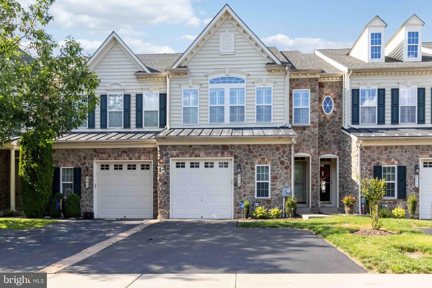 378 Village Way  Chalfont PA 18914 photo