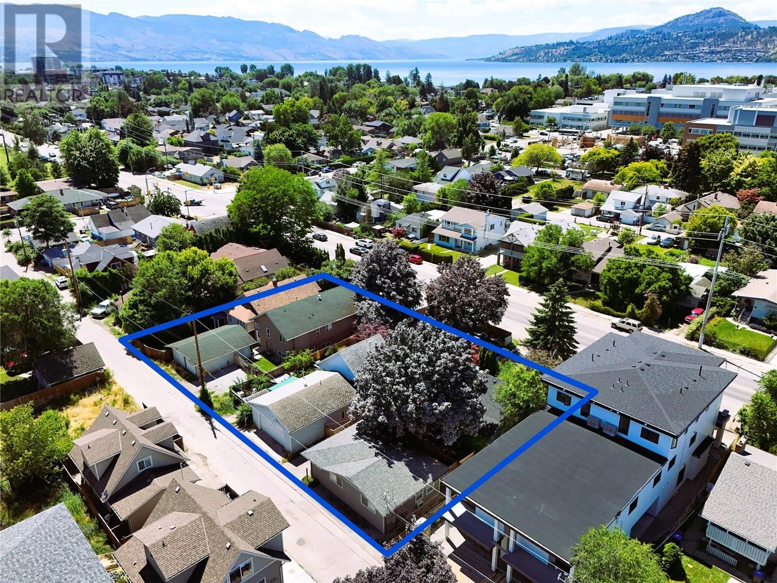Photo de la propriété: 2253 Richter Street BC V1Y 2N9