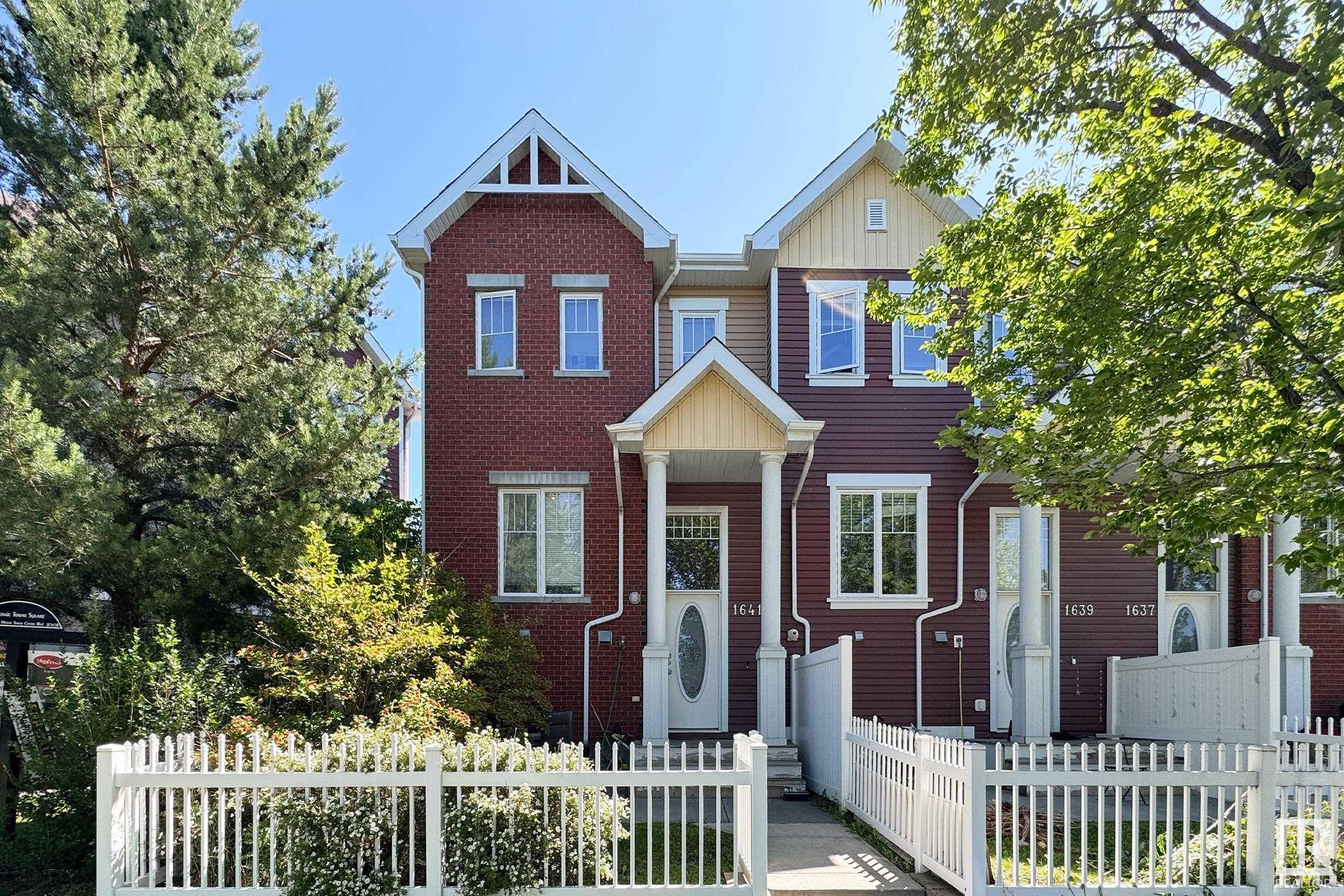 Property Photo: 1641 Towne Centre Boulevard NW AB T6R 0S3