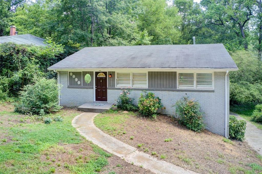 Property Photo: 1834 Buckeye Street SW GA 30310