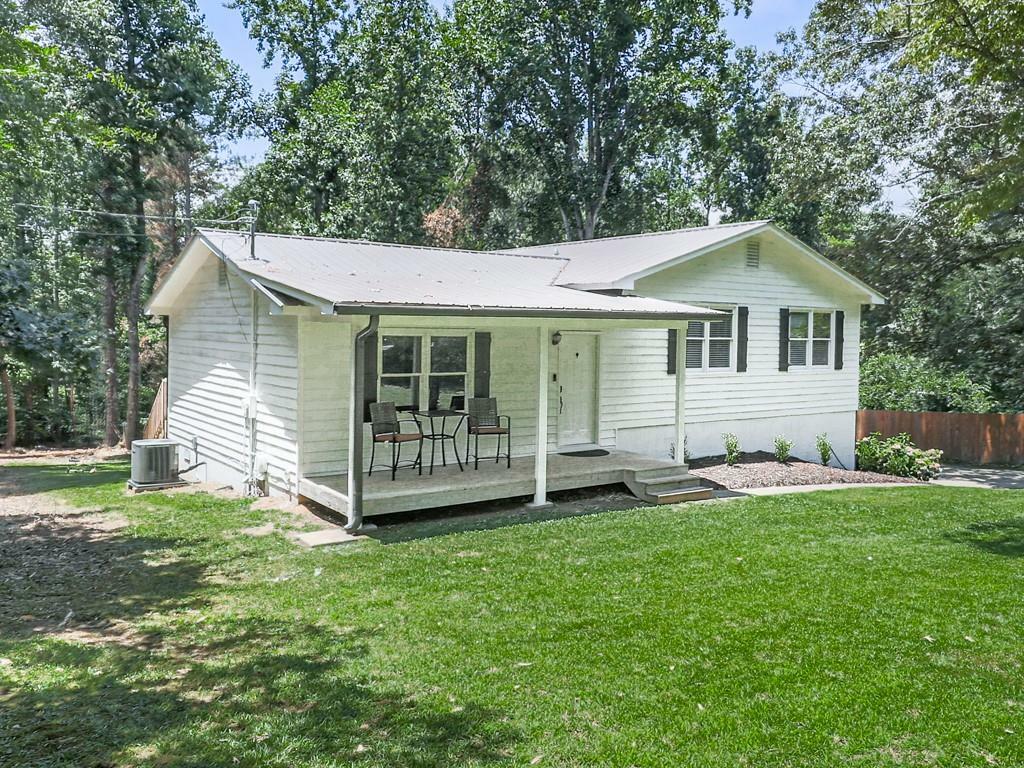 Property Photo:  611 Smith Road  GA 30107 