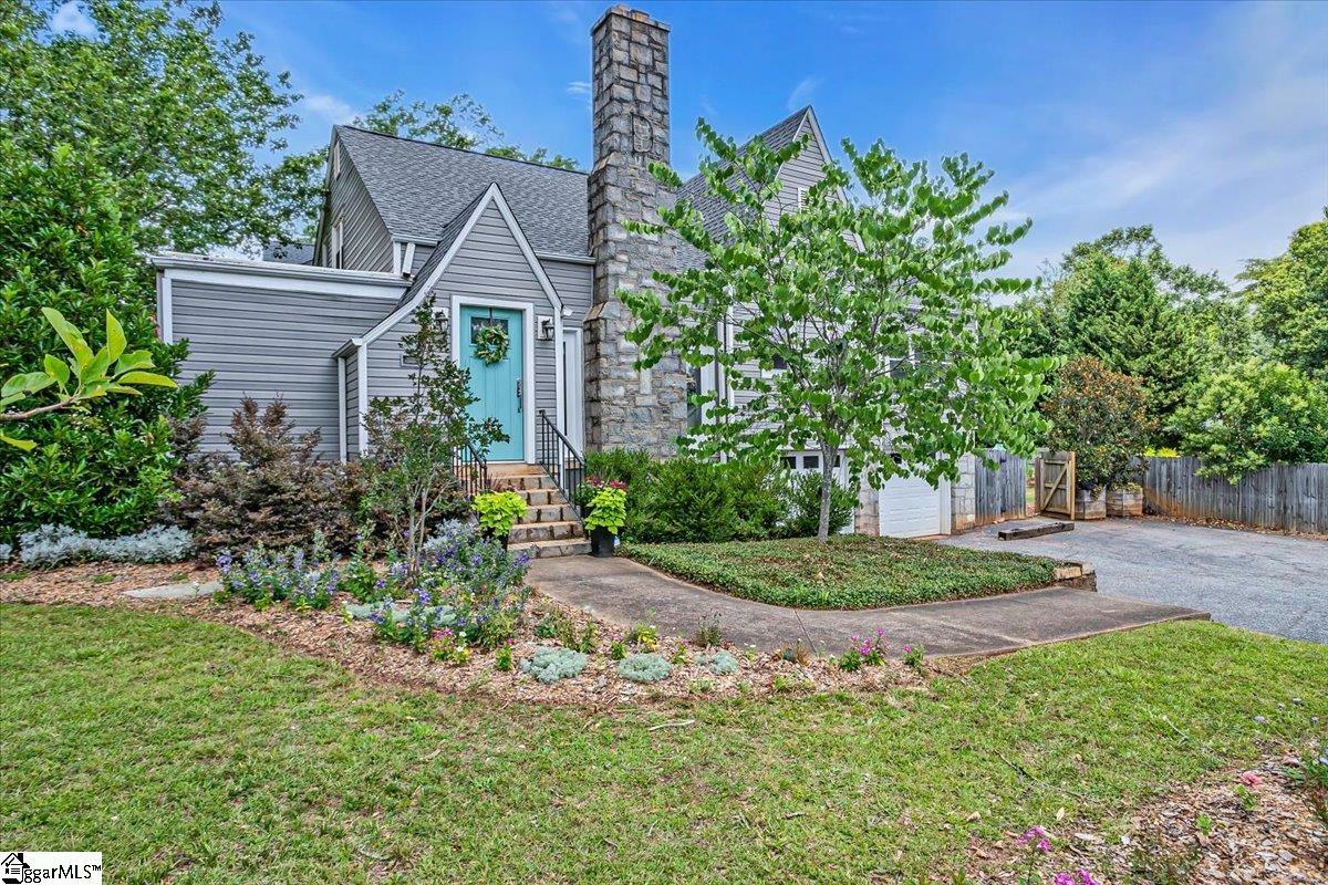 Property Photo: 1003 Rutherford Road SC 29609