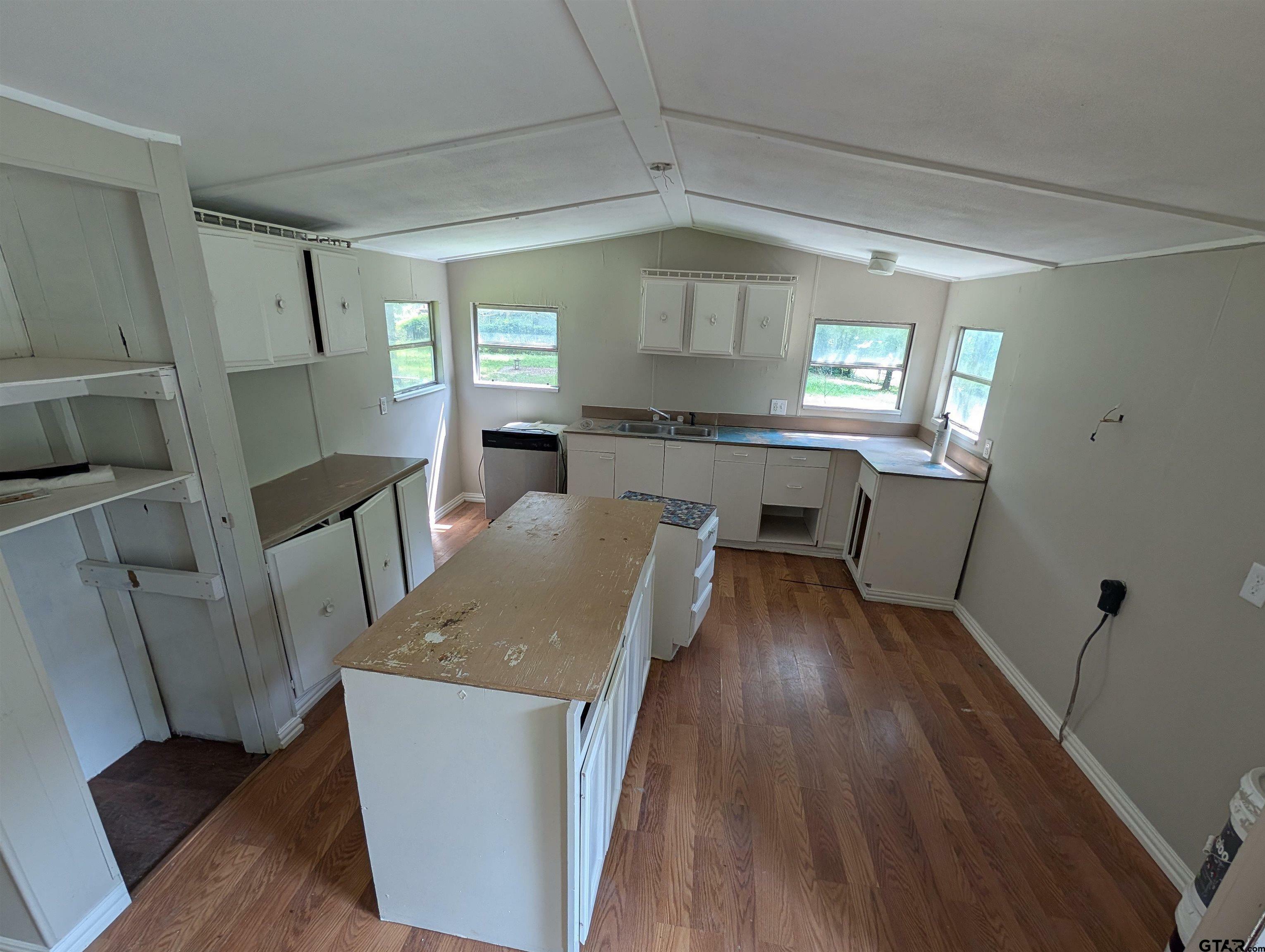 Property Photo: 23057 Pin Oak Dr TX 75762