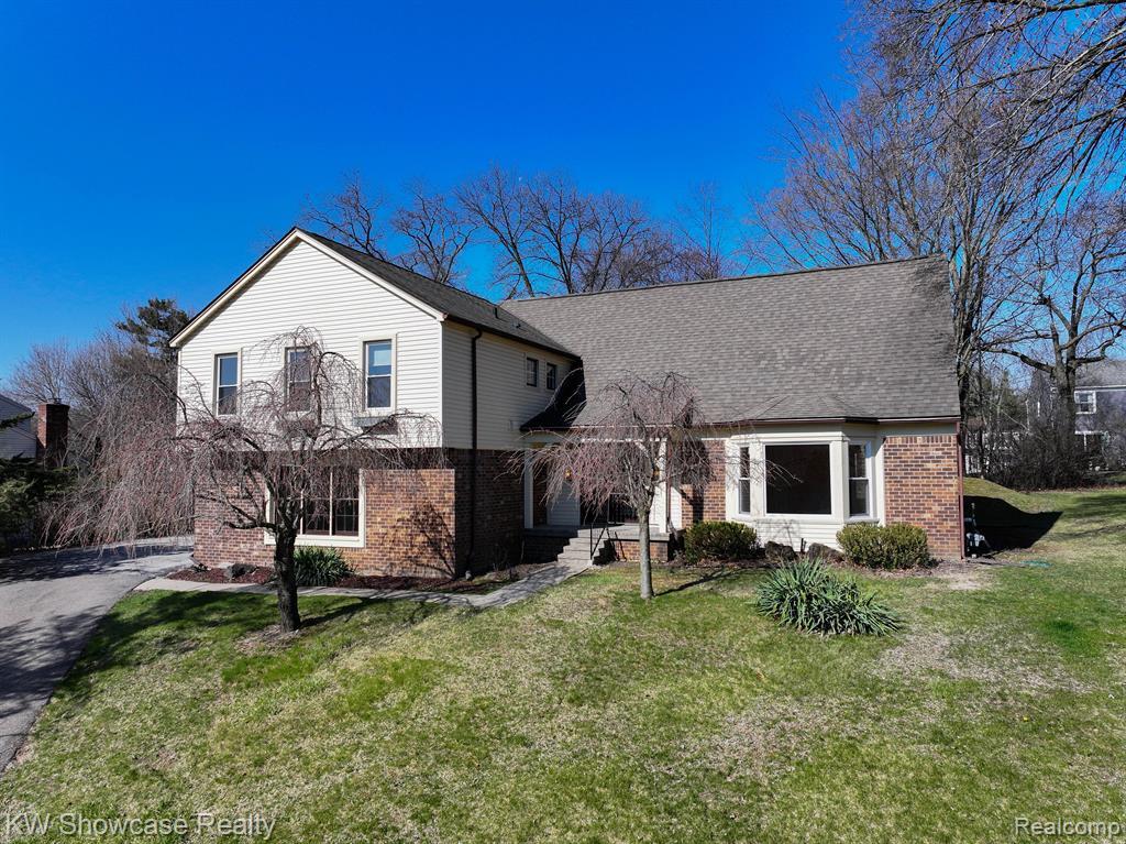 Property Photo: 4238 Still Meadow Lane MI 48323 2844