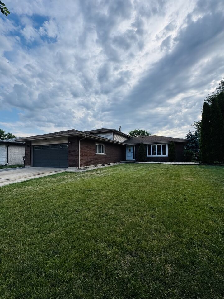 Property Photo:  17748 64th Court  IL 60477 
