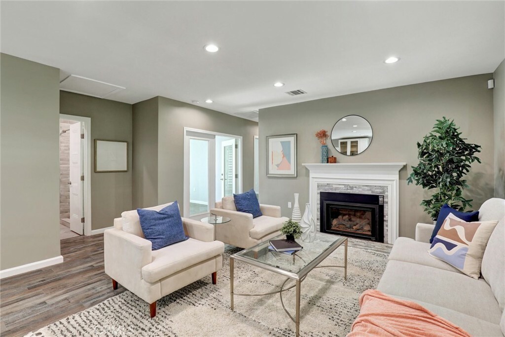 Property Photo:  4437 Keever Ave  CA 90807 
