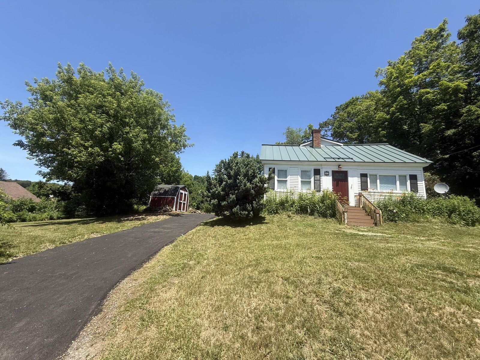 Property Photo: 37 Hemlock Street ME 04280