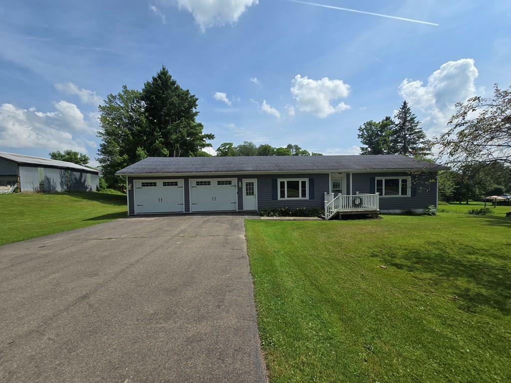 Property Photo:  206 East St  PA 18829 