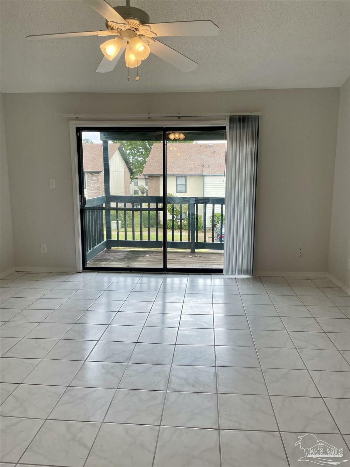 Property Photo: 2299 Scenic Hwy I-5 FL 32503