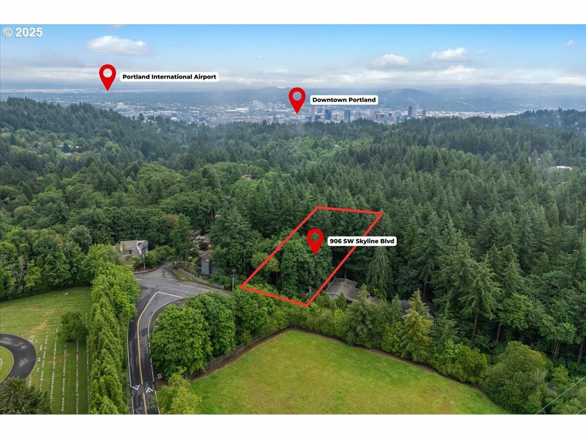 Property Photo: 906 SW Skyline Blvd OR 97221