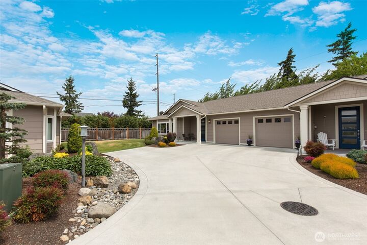 Property Photo: 510 Evergreen Farm Way WA 98382