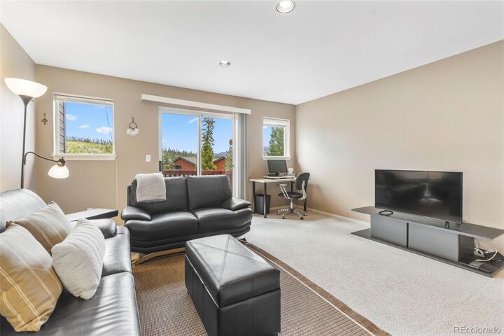 Property Photo:  26 Spyglass Lane  CO 80498 