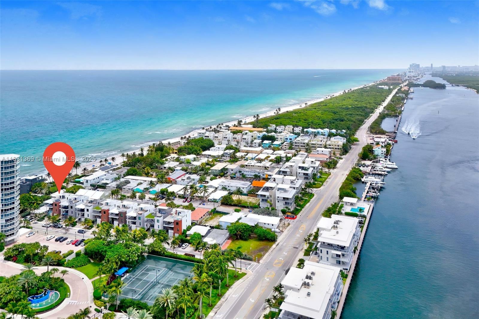 Property Photo:  324 Balboa St  FL 33019 