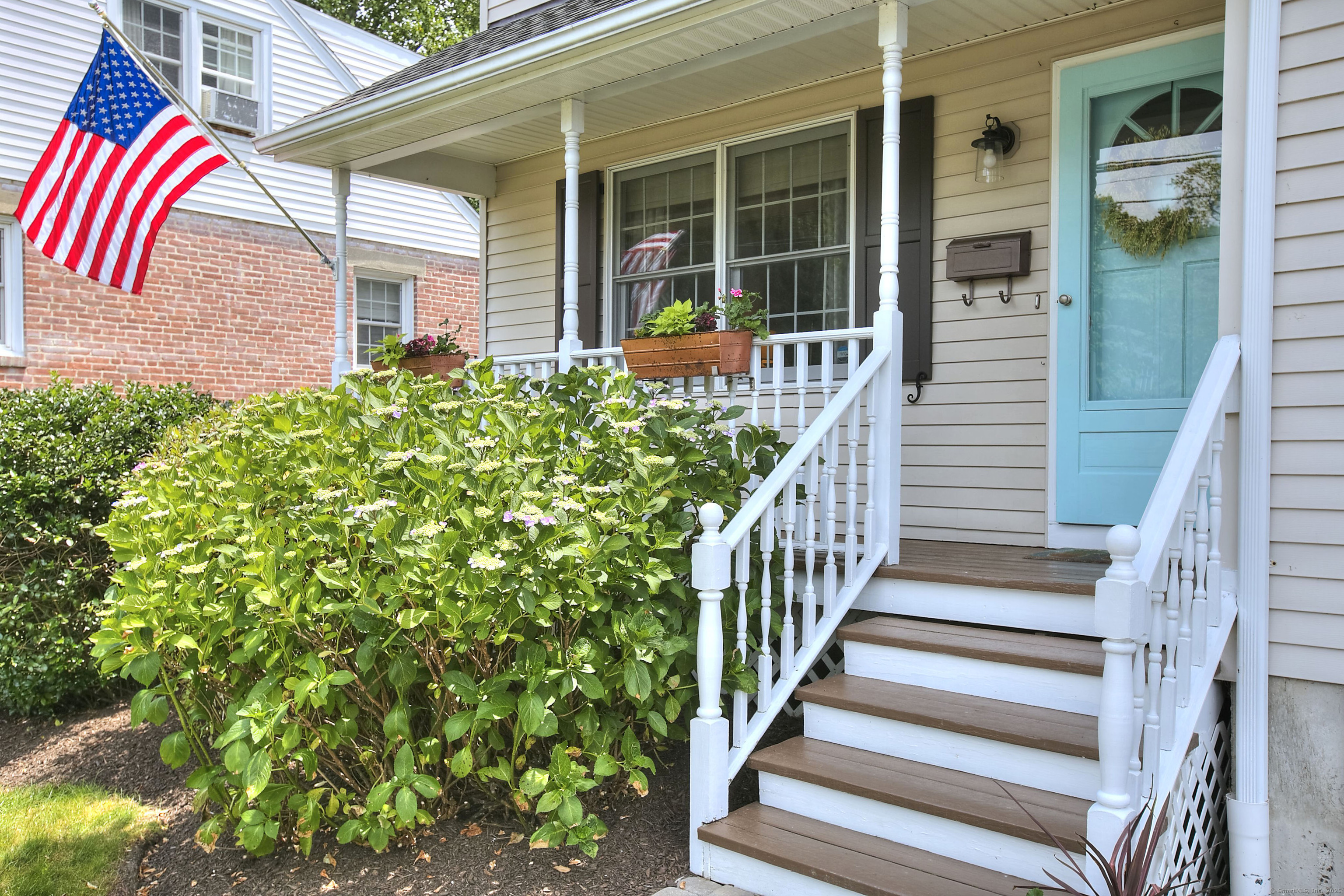 Property Photo:  1221 Merritt Street  CT 06825 