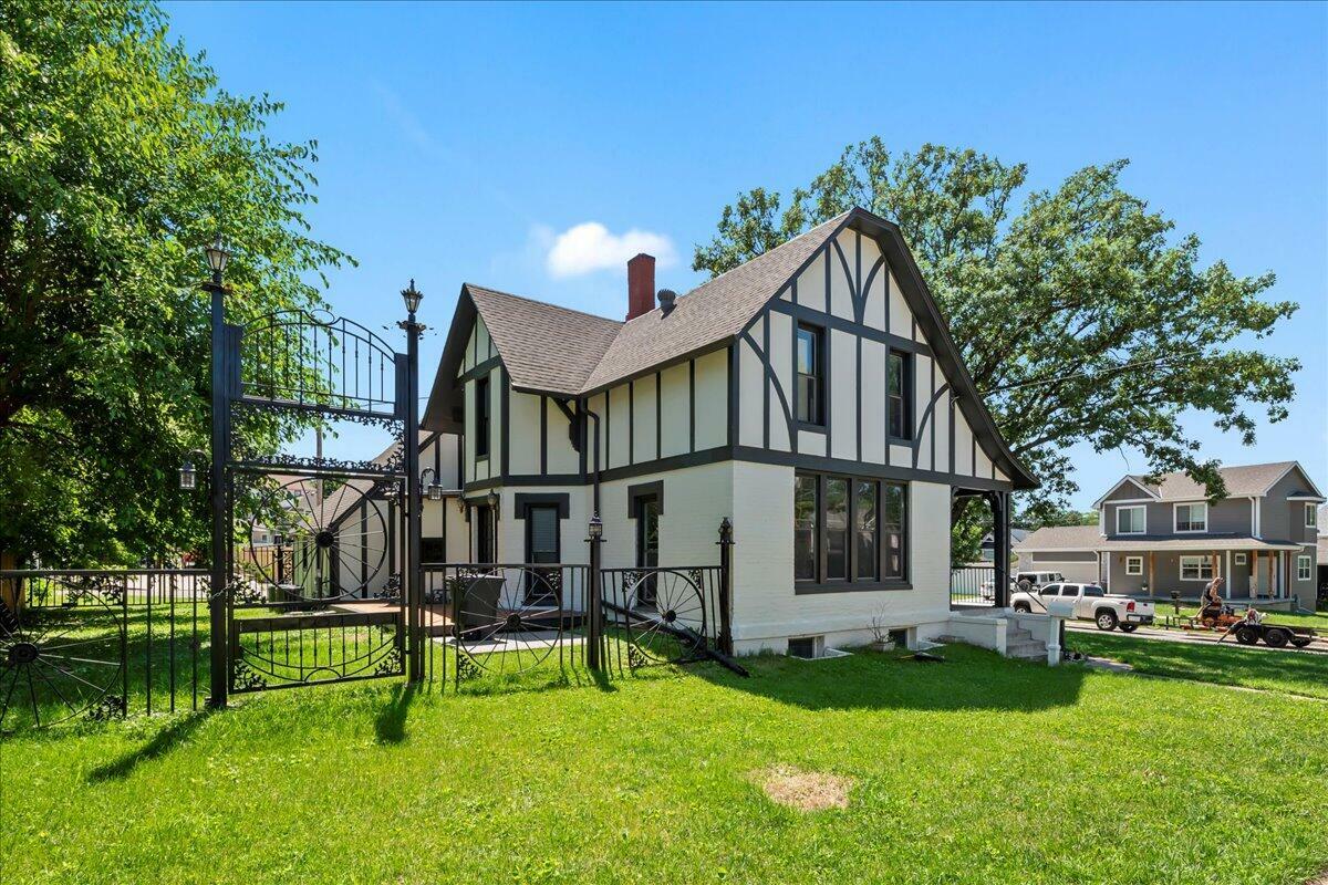 Property Photo:  204 Frank  Street  IA 51503 