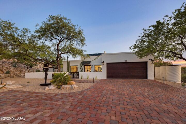 Property Photo:  4518 N Camino Cardenal  AZ 85718 