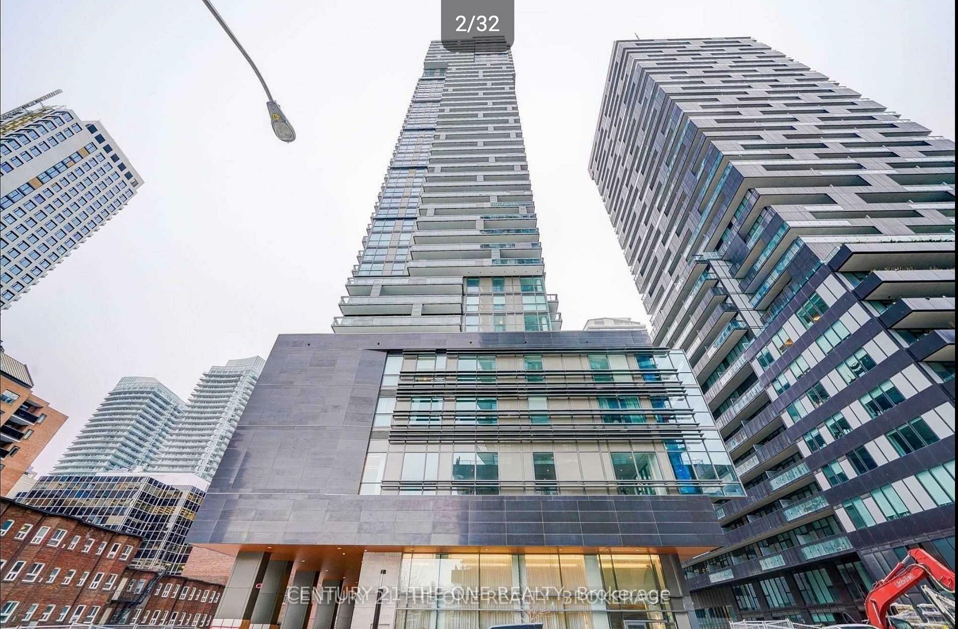 39 Roehampton Avenue 4110  Toronto ON M4P 0G1 photo