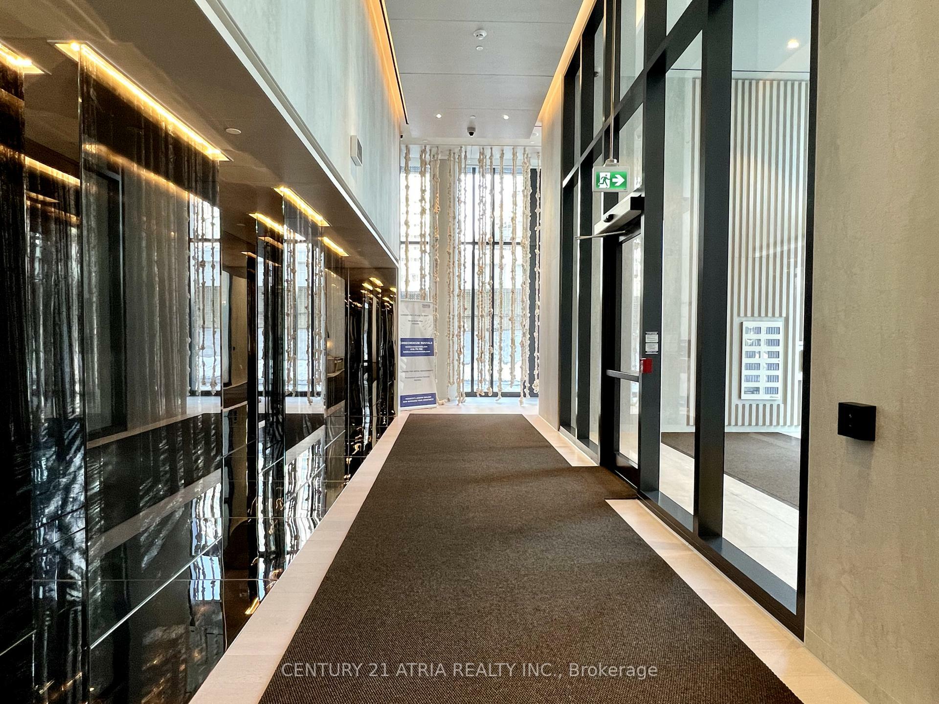 Photo de la propriété: 138 Downes Street 4211 ON M5E 0E4
