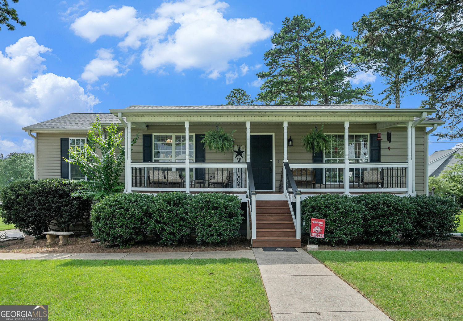 Property Photo: 205 Calloway Club Drive GA 30153