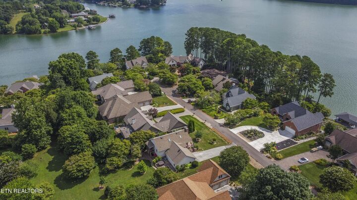 Property Photo: 127 Kiowa Way TN 37774