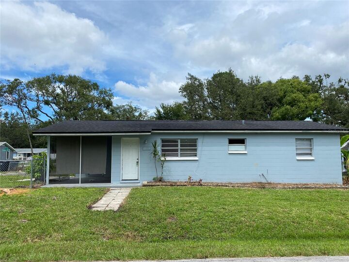Property Photo: 7702 New York Drive FL 33619