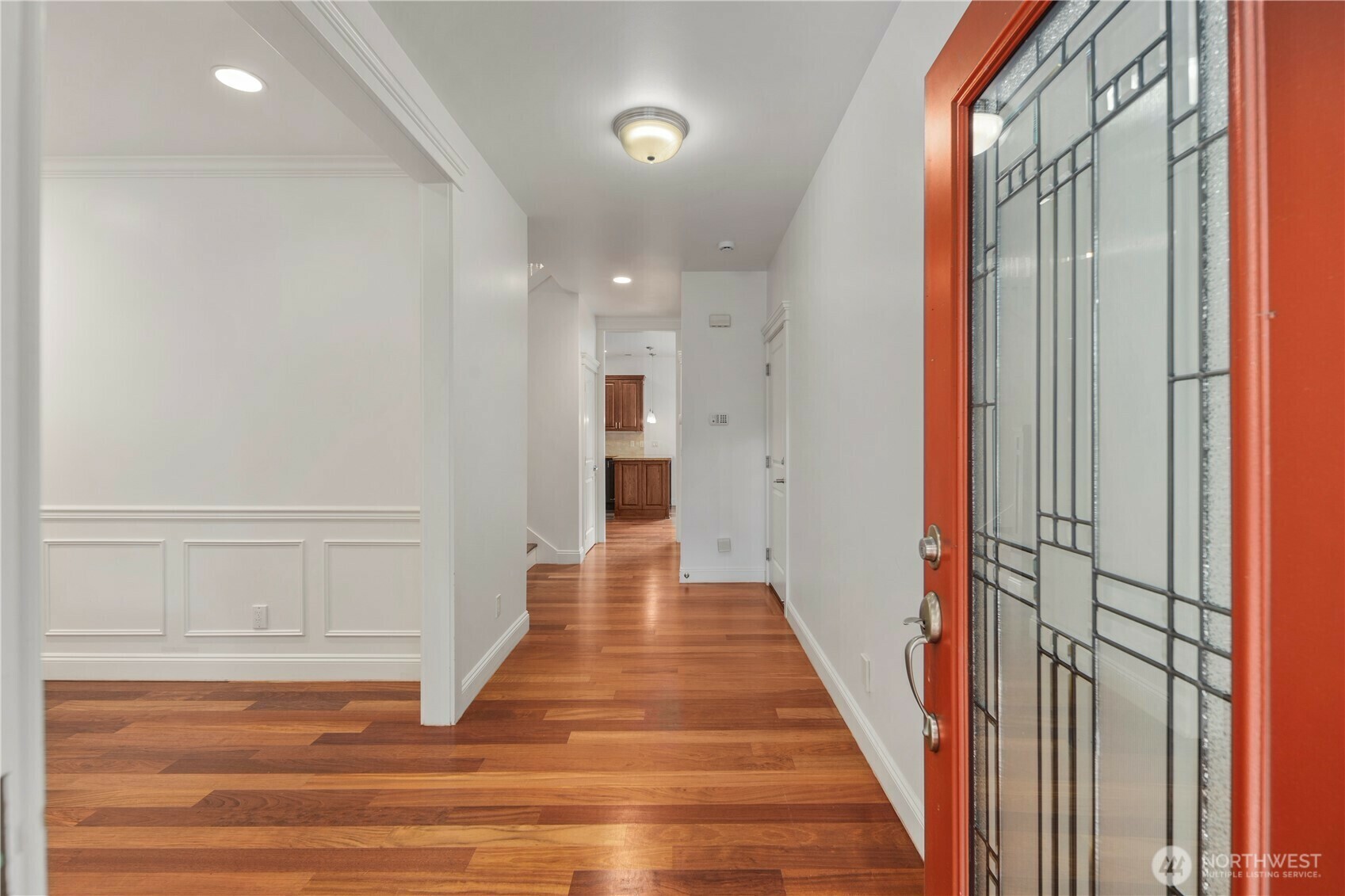 Property Photo: 10407 NE 17th Street WA 98004