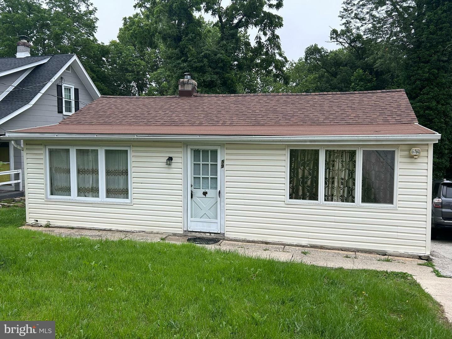 Property Photo: 59 Northwood Road PA 19073