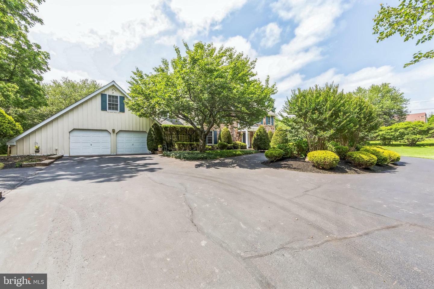 Property Photo:  717 Evans Road  PA 19002 