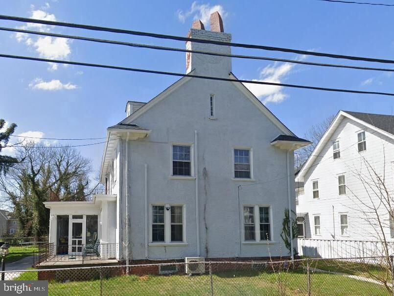 Property Photo:  51 Oak 2nd Floor Street  NJ 08079 