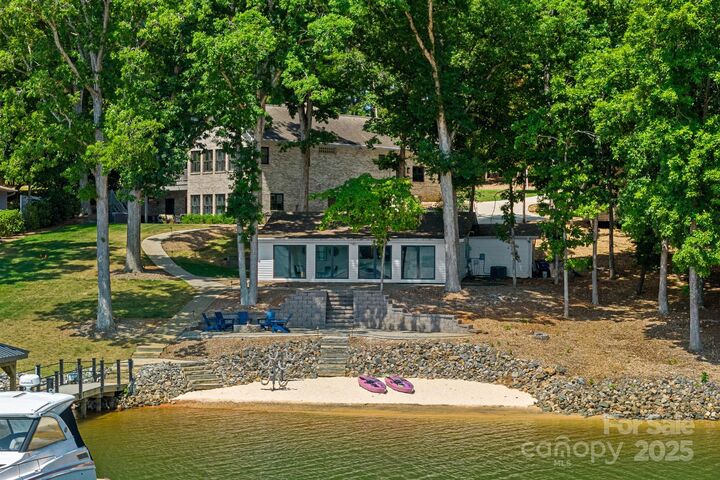 Property Photo: 849 Kemp Road NC 28117