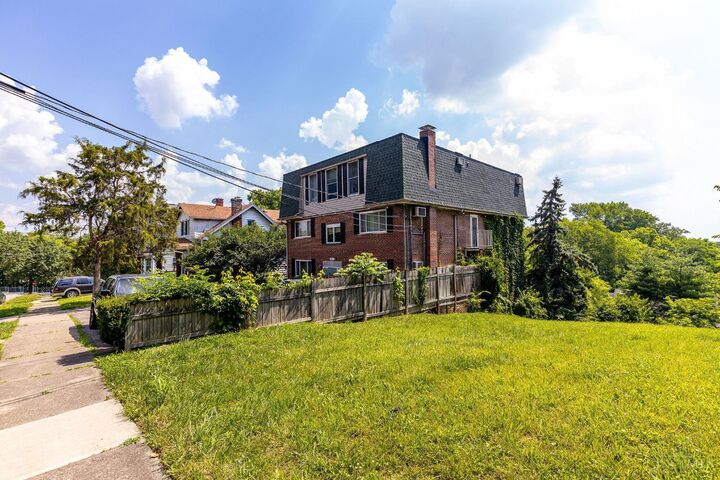 Property Photo:  942 Summit Avenue  OH 45204 