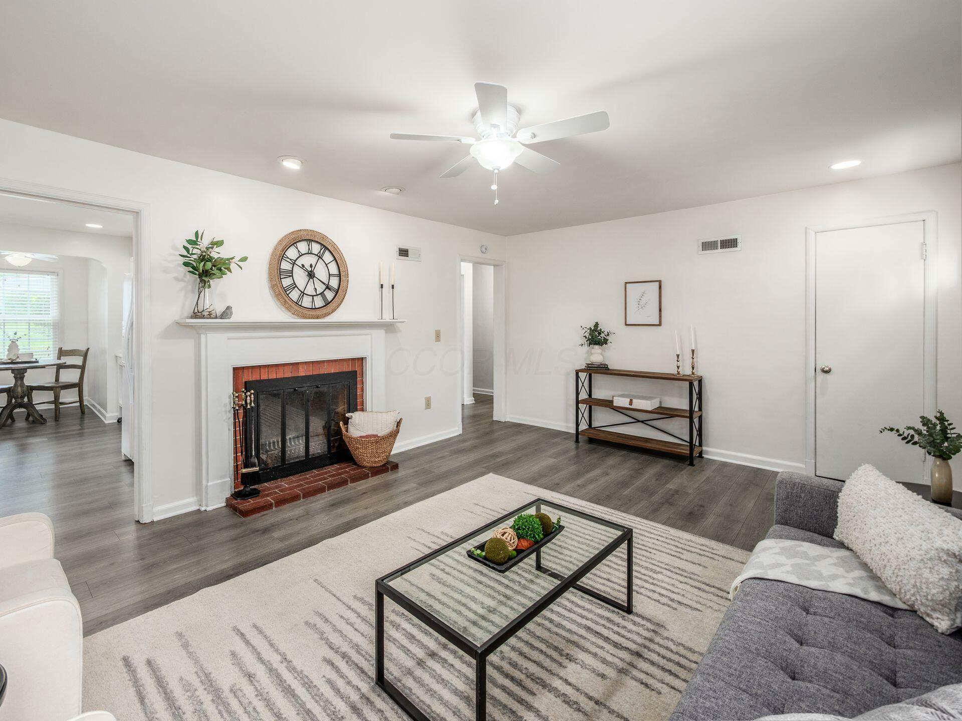 Property Photo: 2769 Parkland Place OH 43209