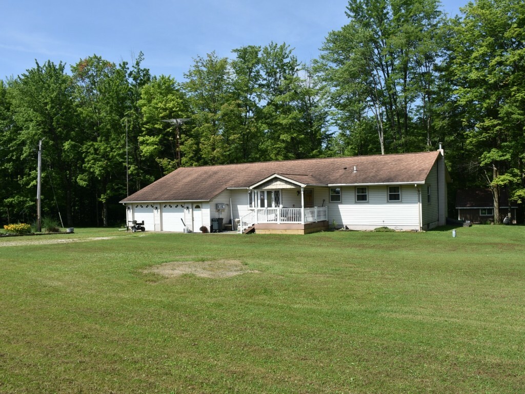 Property Photo:  16063 Thompson Road  PA 16406 