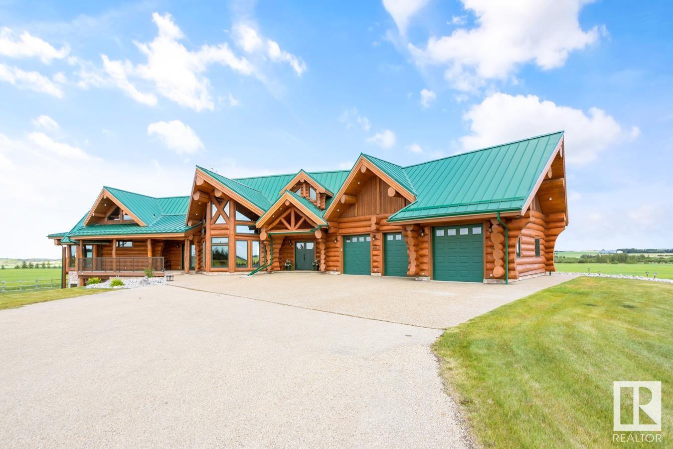 Property Photo: 49169 RR 260 AB T9E 2X1