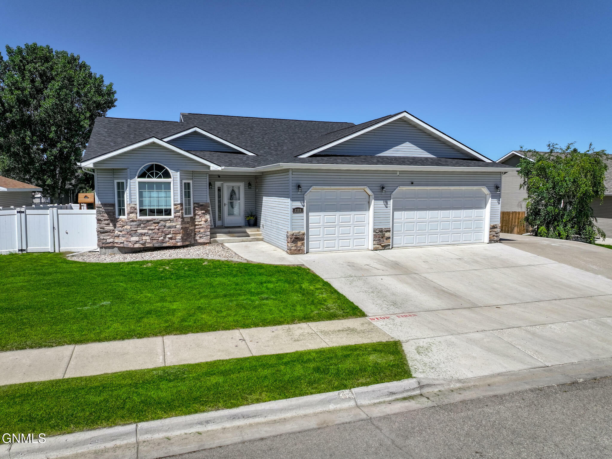 2309 12th Avenue W  Williston ND 58801 photo
