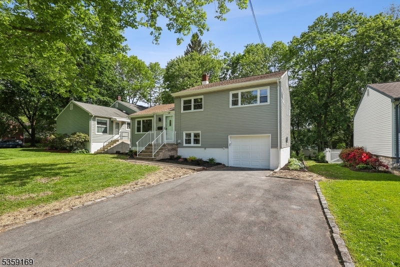 Property Photo: 158 Old Indian Rd NJ 07052