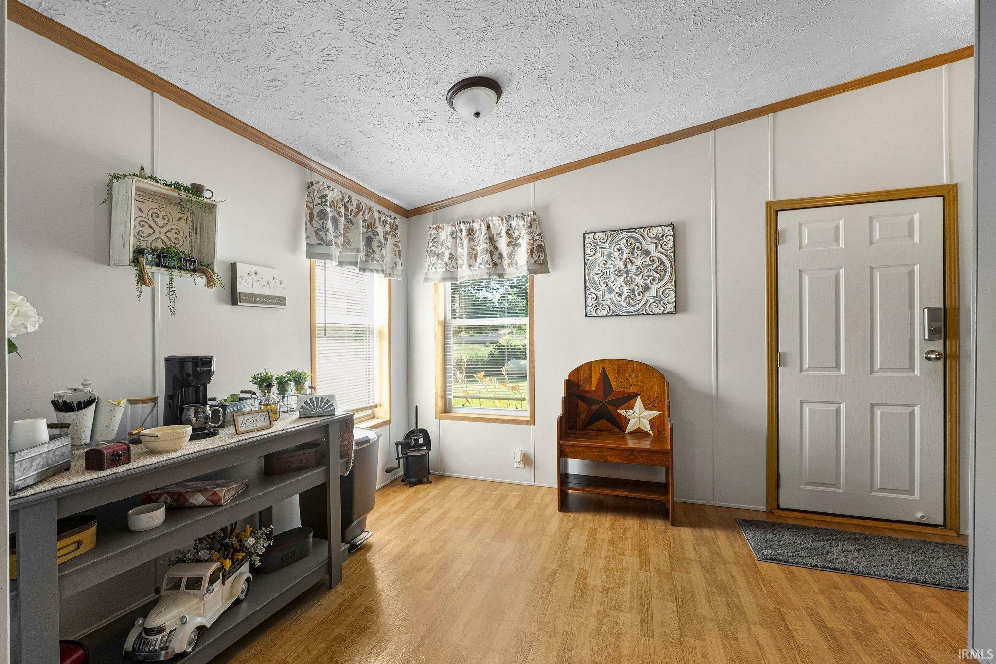 Property Photo: 6261 N Thistle Downs Ln IN 46776