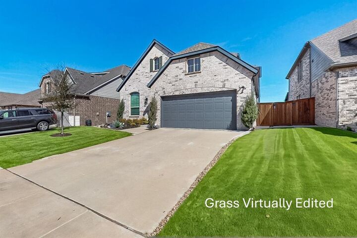 Property Photo:  529 Hummingbird Drive  TX 75009 